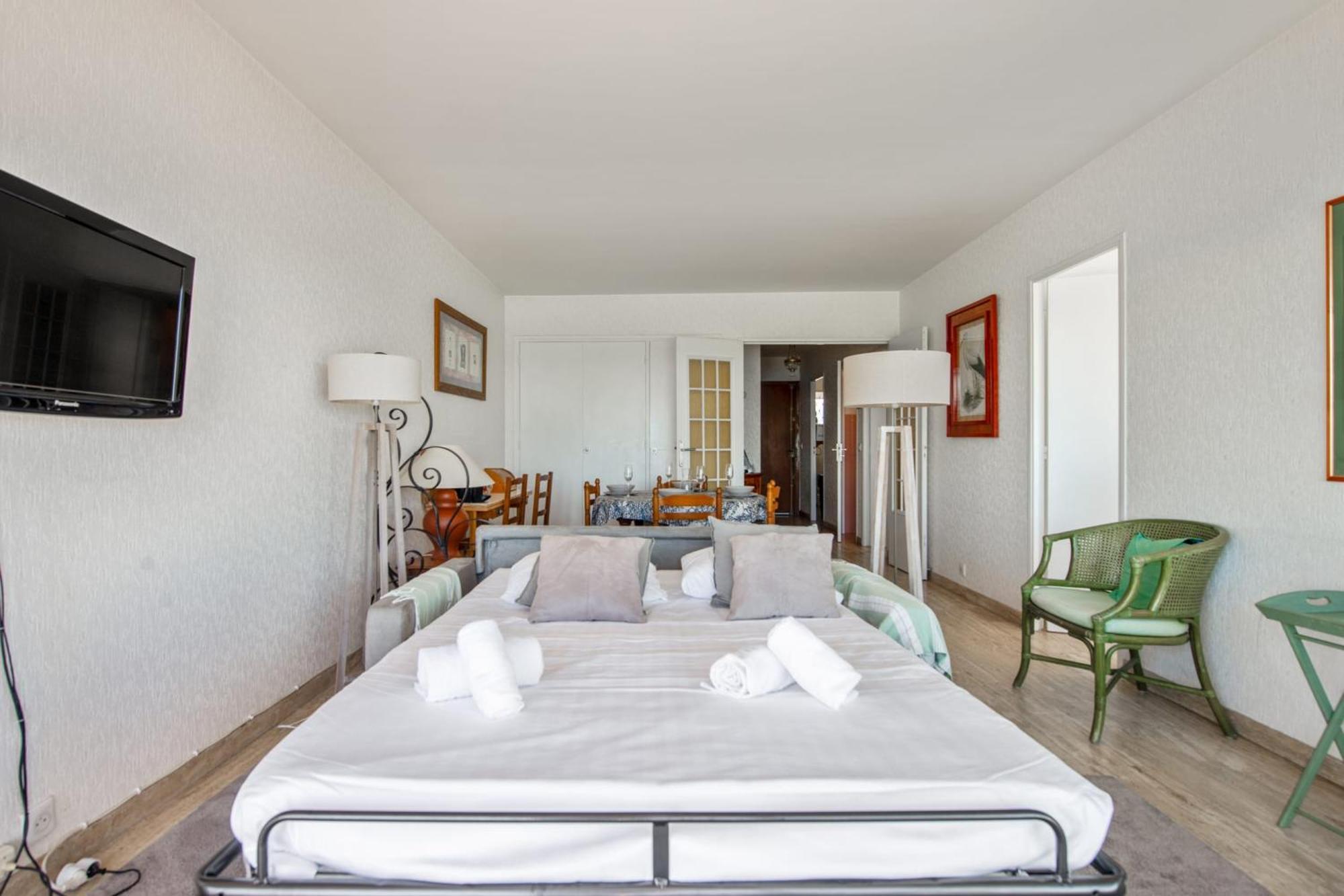Appartement Le Balcon Sur La Baie - Welkeys à Cagnes-sur-Mer Extérieur photo