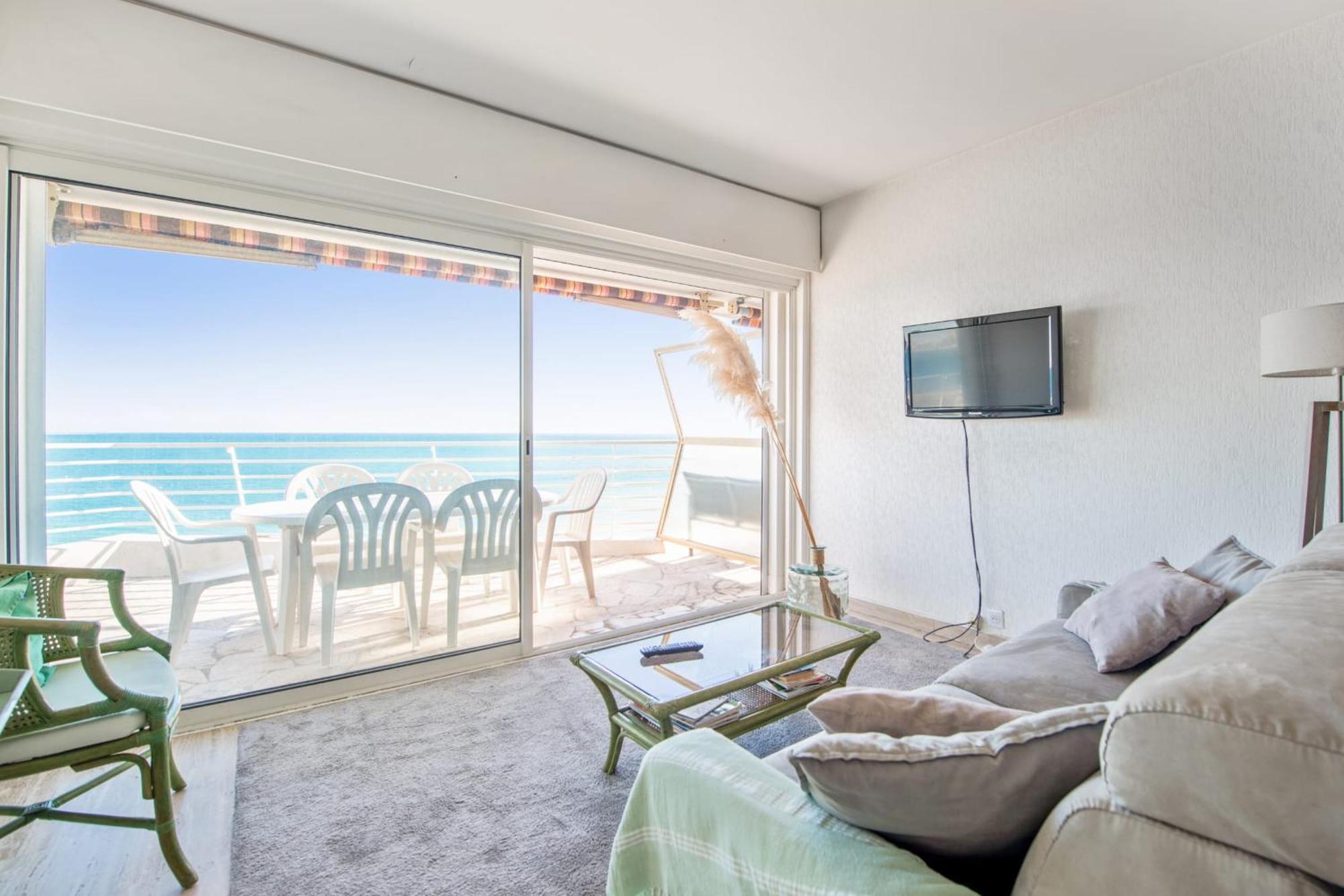 Appartement Le Balcon Sur La Baie - Welkeys à Cagnes-sur-Mer Extérieur photo