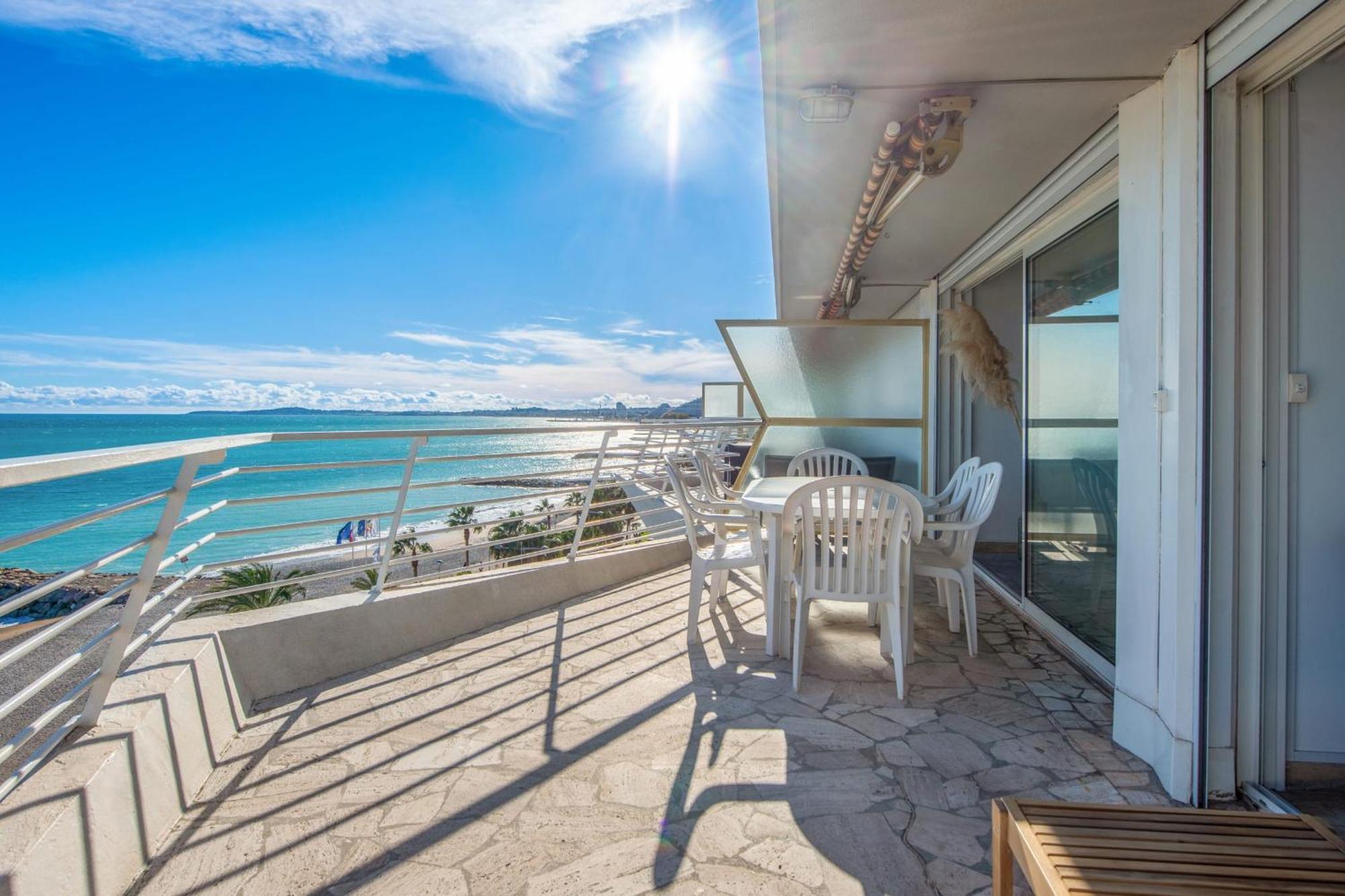Appartement Le Balcon Sur La Baie - Welkeys à Cagnes-sur-Mer Extérieur photo