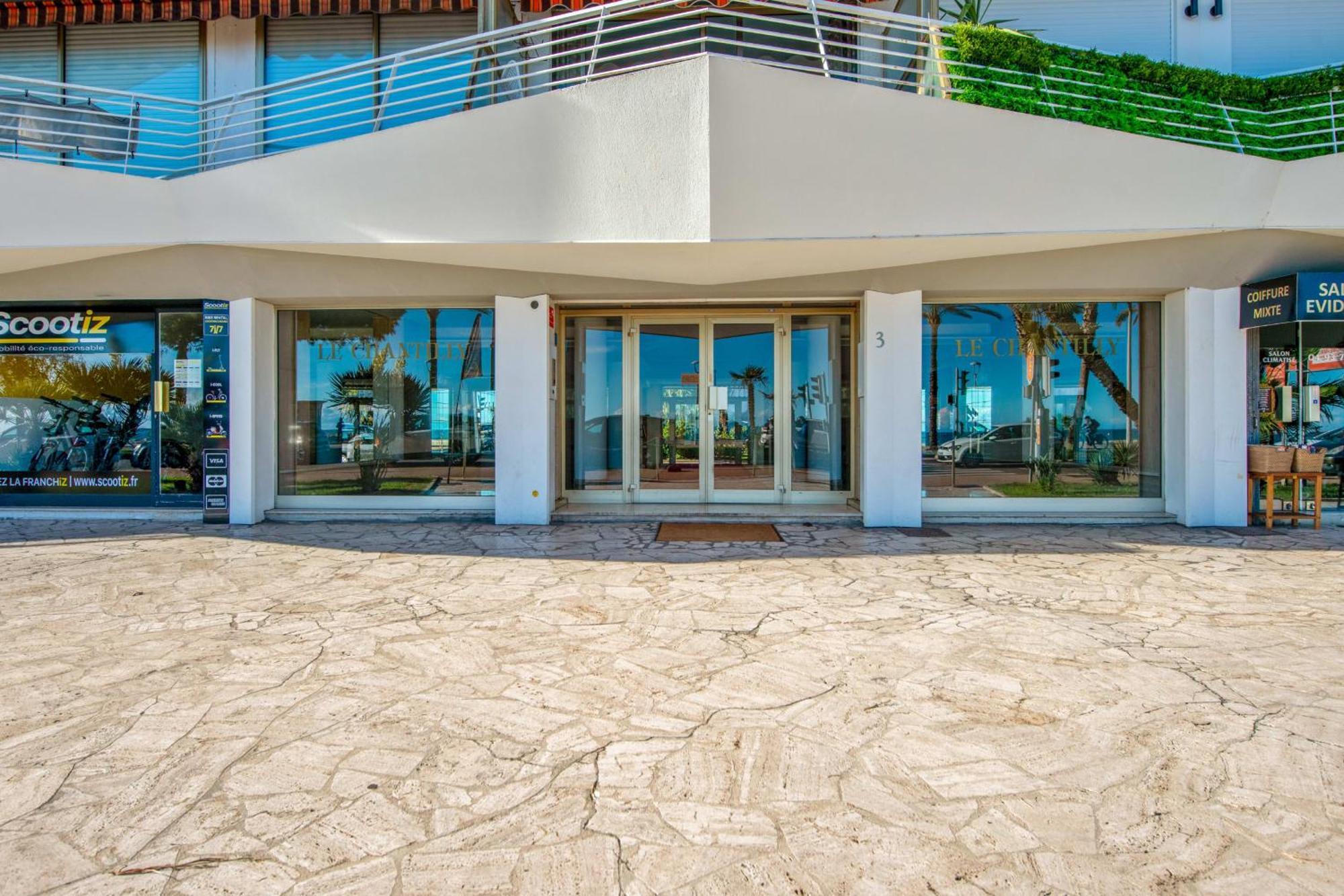 Appartement Le Balcon Sur La Baie - Welkeys à Cagnes-sur-Mer Extérieur photo